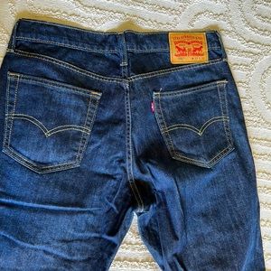 Levi’s 541 Men’s Jeans 33Wx32L, Dark Wash